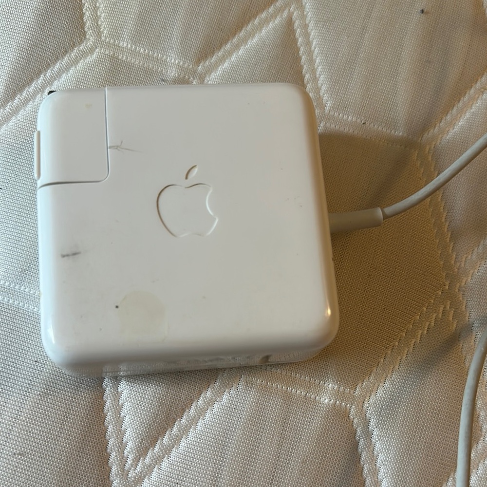 Apple White MacBook charger